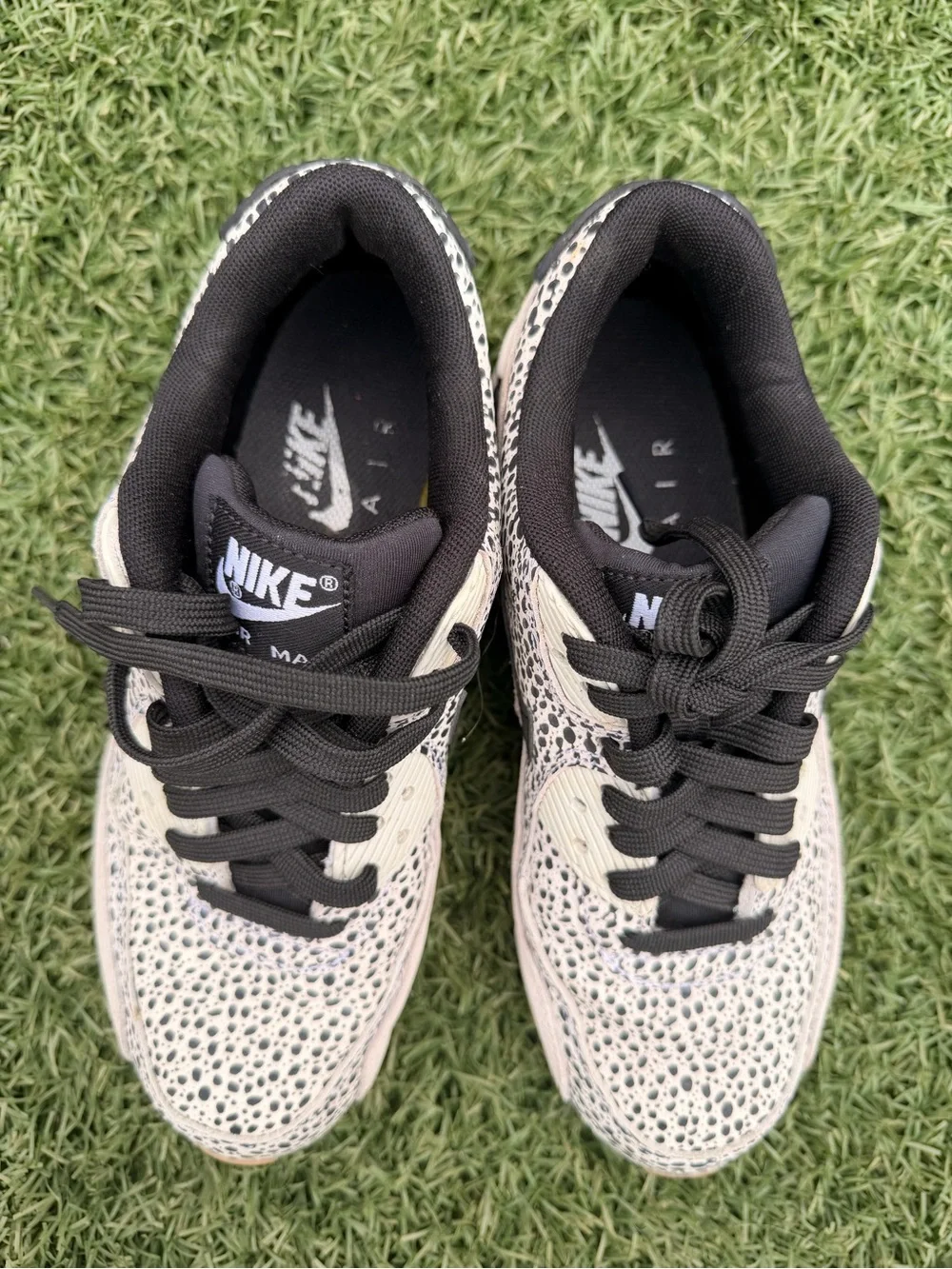 Nike Women’s Black & Cream Speckled Air Max Sneakers